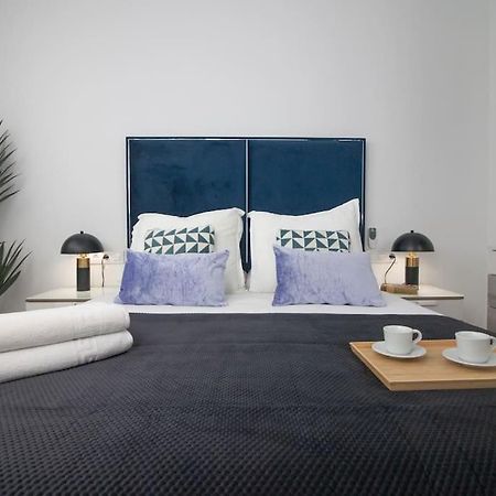 דירות מאלגה Trinidad Aparment מראה חיצוני תמונה