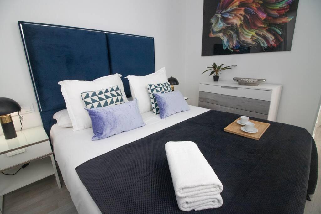 דירות מאלגה Trinidad Aparment מראה חיצוני תמונה