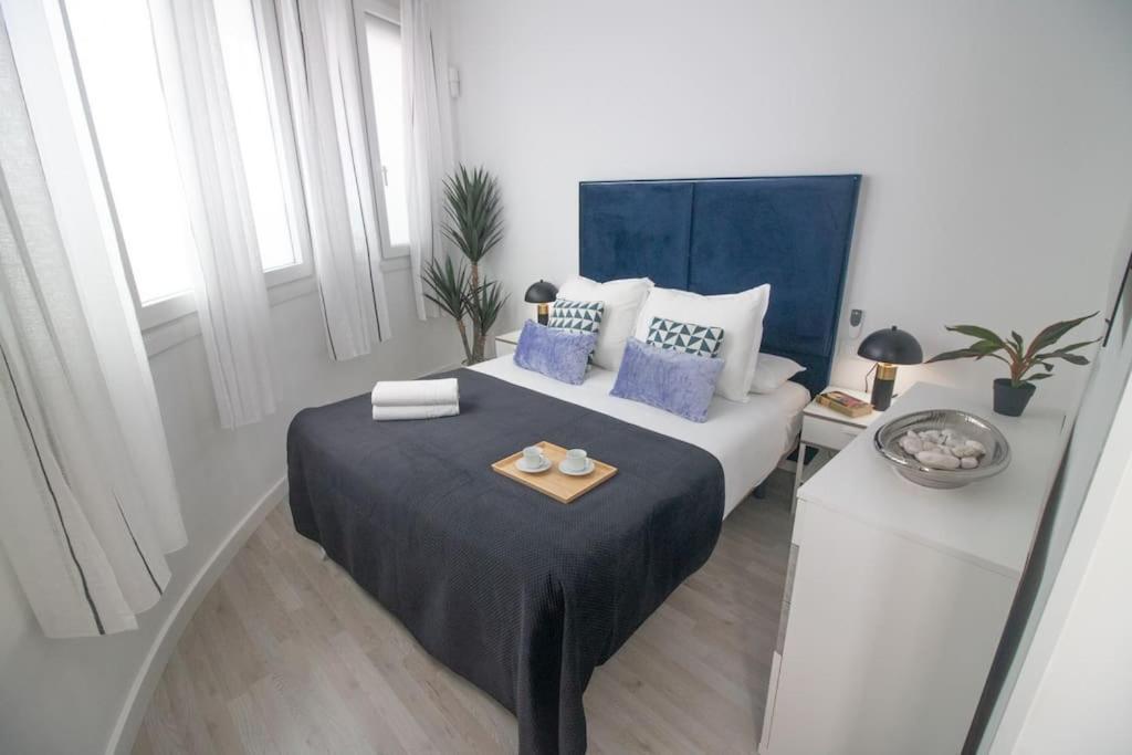 דירות מאלגה Trinidad Aparment מראה חיצוני תמונה